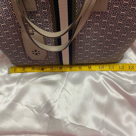 🌸Tory Burch Gemini🌸EUC🌸 - Picture 5 of 7